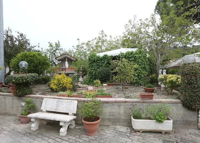 Beb Vanessa Le Fontanelle Bed & Breakfast 3*